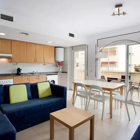 Enjoy Your Holidays With Us !!, Terrace 25m2 - 65m2 3 Bedrooms, Capacity 4-6pers, Wifi, Ideal To Digital Nomad 5min Walking, 4 Pools, Parking Opt, Air Conditioning Διαμέρισμα