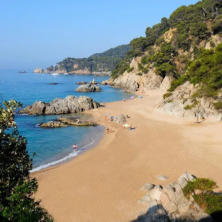 Enjoy Your Holidays With Us !!, Terrace 25m2 - 65m2 3 Bedrooms, Capacity 4-6pers, Wifi, Ideal To Digital Nomad 5min Walking, 4 Pools, Parking Opt, Air Conditioning Lägenhet Lloret de Mar